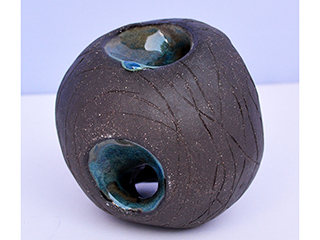 Onda'Rocks by Nada Romanos Abizaid