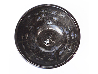 Tea Cup #3 by Toshiko Takaezu (1922-2011)
