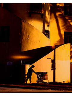 Golden Hour Nuuanu Av 2021 by Philippe Gross