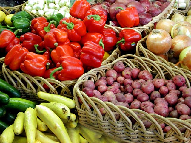 Eastern Market by Joan Dubanoski
