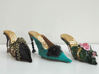It's the Right Shoe by Wendy Callahan