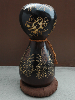 Med. Custom Ipu Heke (Laua'e Fern) by Kathleen Kam