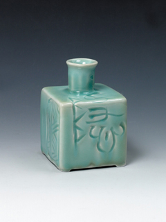 Square Vase II by Sangin Kwon