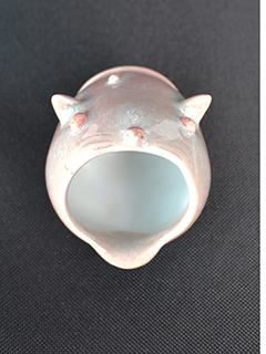 Kissy Cups: Kissy Kitty mini (Lavender) by Daniel Stratis