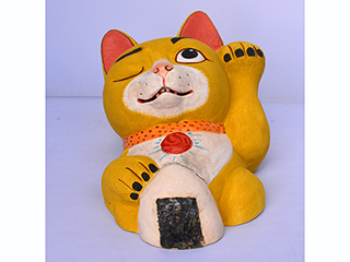 Musubi Neko by Maile Yawata